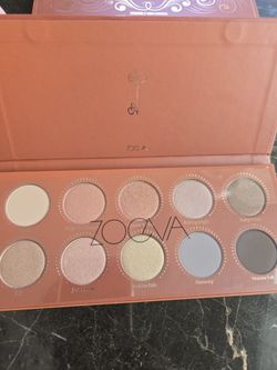 New In Box ZOEVA COSMETICS 'Rose Golden' Eyeshadow Palette