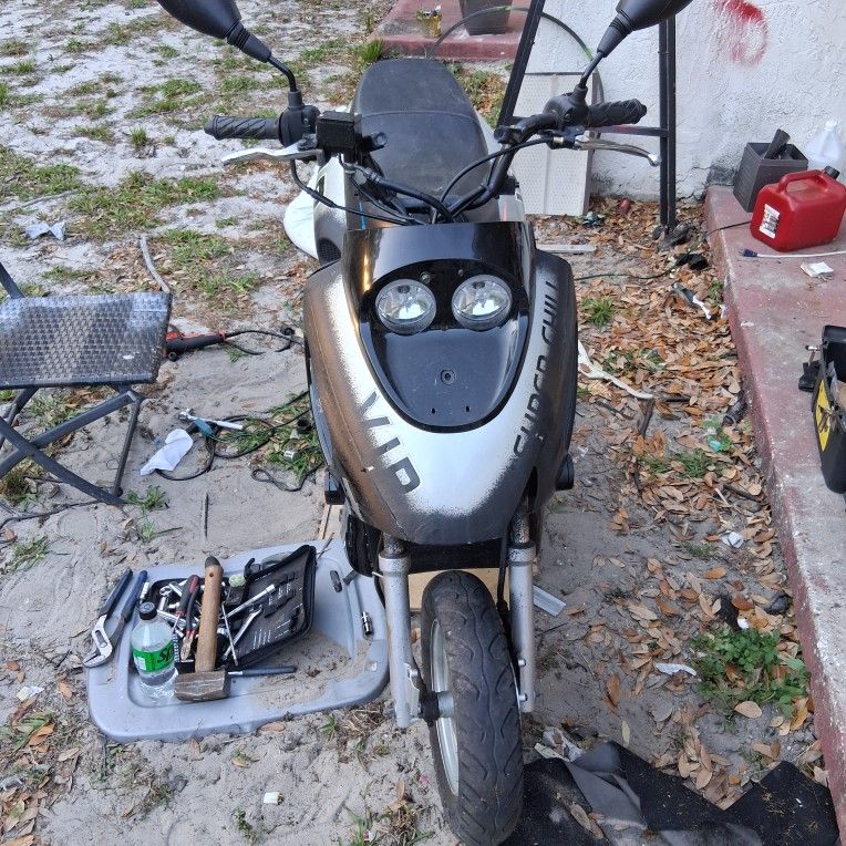 50cc Scooter Parts Or Repair 