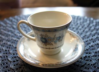 Porcelana Schmidt Ivory China Brazil – 6 Coffee Cups & Saucers – 12 Pc