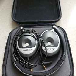 Bose Noise Canceling Headphones 