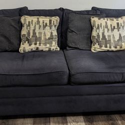 3 Seater Grey Couch With Pillows 