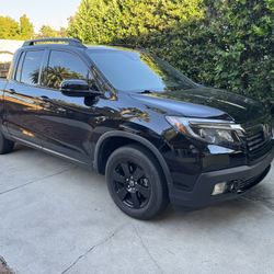 2019 Honda Ridgeline Black Edition