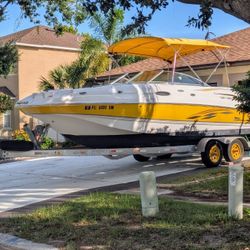 2003 Chaparral Bowrider Boat