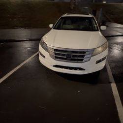 Honda Crosstour 2012