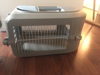 Pet kenel