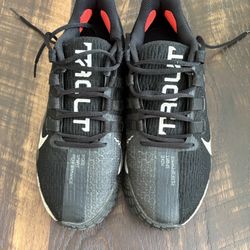Nike Sport Performance Trout Black White Size 7.5