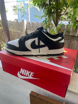 Nike dunks pandas
