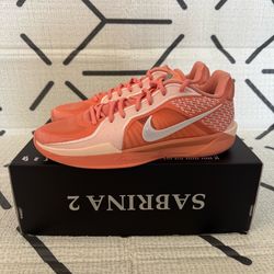 Nike Sabrina 2 - Men’s Size 9.5 / Women’s 11