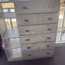 Free Dresser 