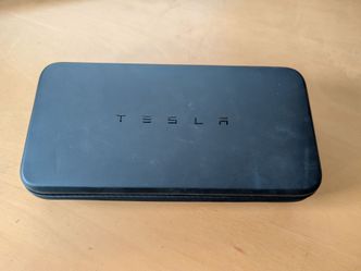 Tesla karaoke, microphones and receiver