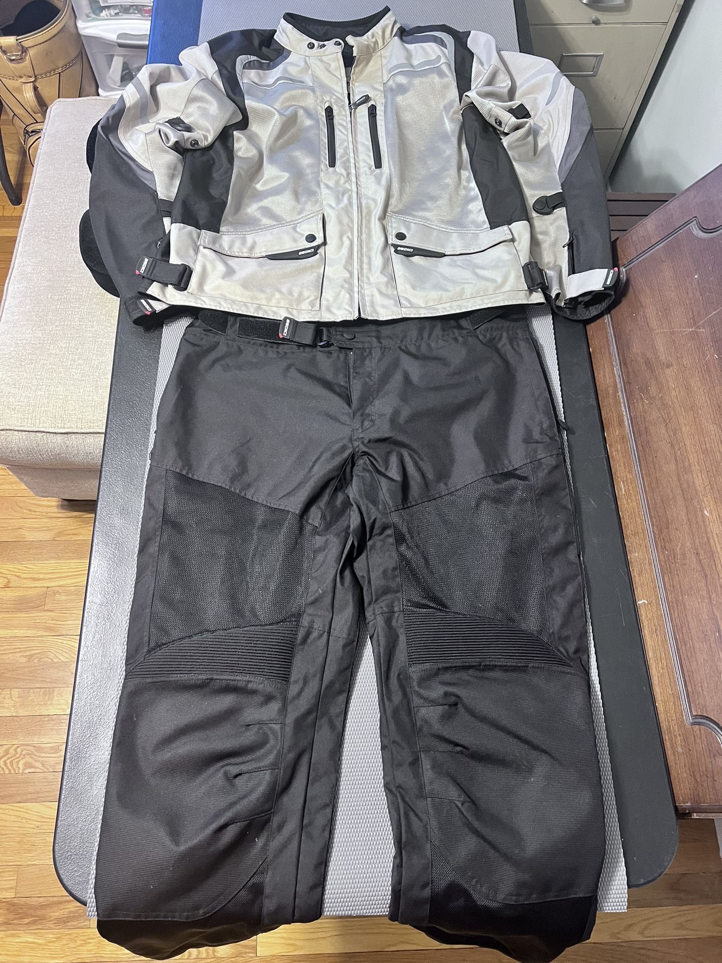 Sedici Motorcycle Jacket, Pants and Gloves