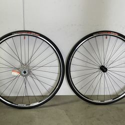 New bicycle Wheels Alexrims R450 With 9 Speed Cassette And Vittoria Tires