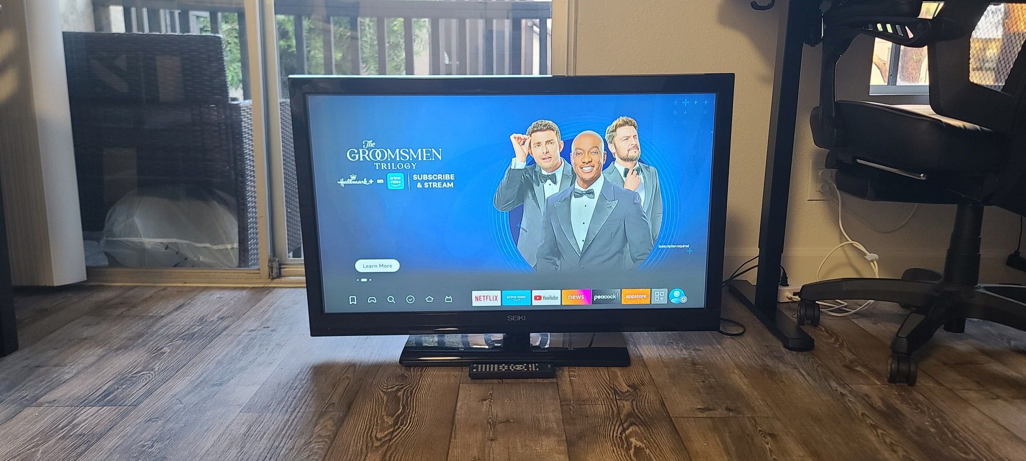 SEIKI 36IN TV
