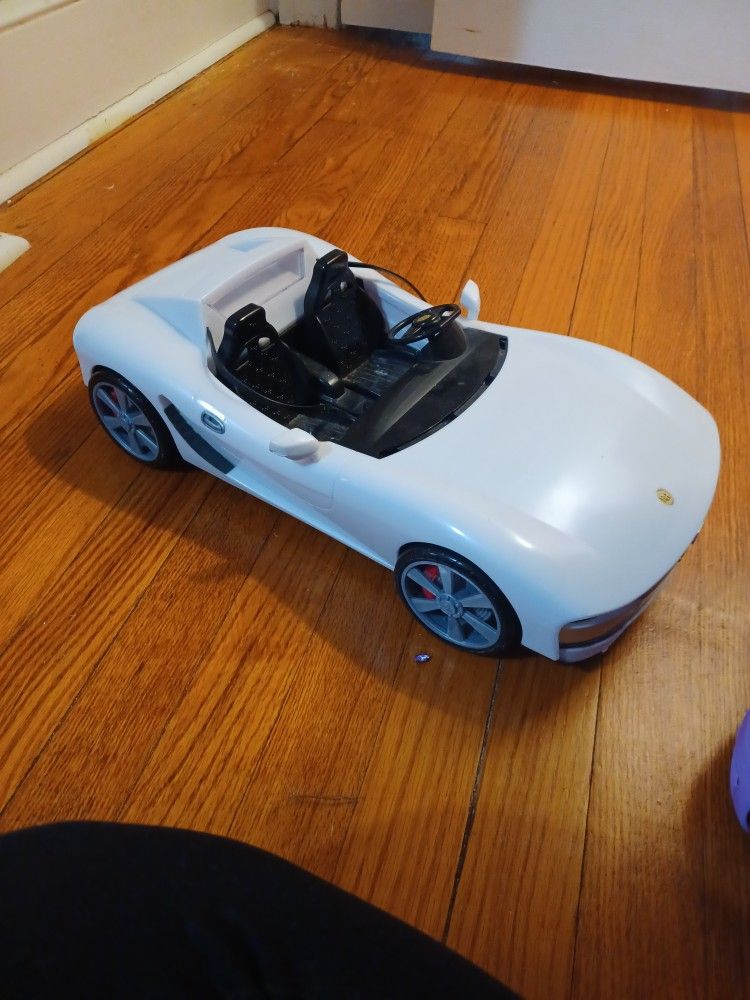 Rainbow High Toy Car