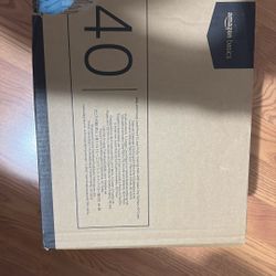 Amazon Basics Puppy Pads 40