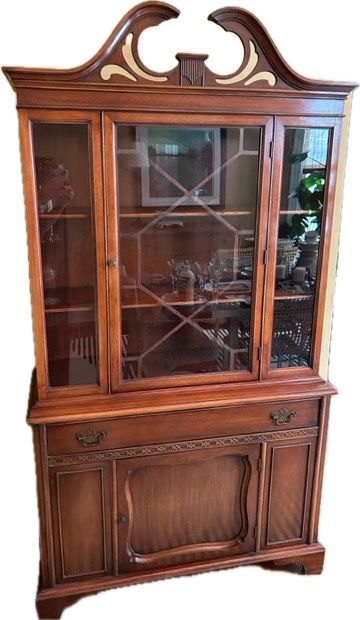 Antique Bernhardt Mahogany China Hutch