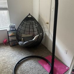 Hanging Egg Chair