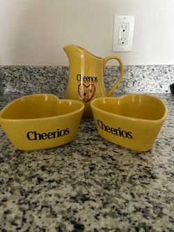 Cheerios bowl and pour set