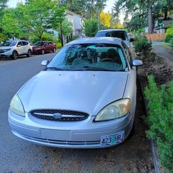 2002 Ford Taurus