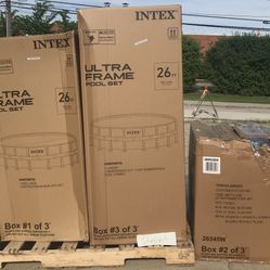Intex Ultra Frame  XTR 26 Foot x 52 Inch Round Above Ground Outdoor Swimming Pool Set