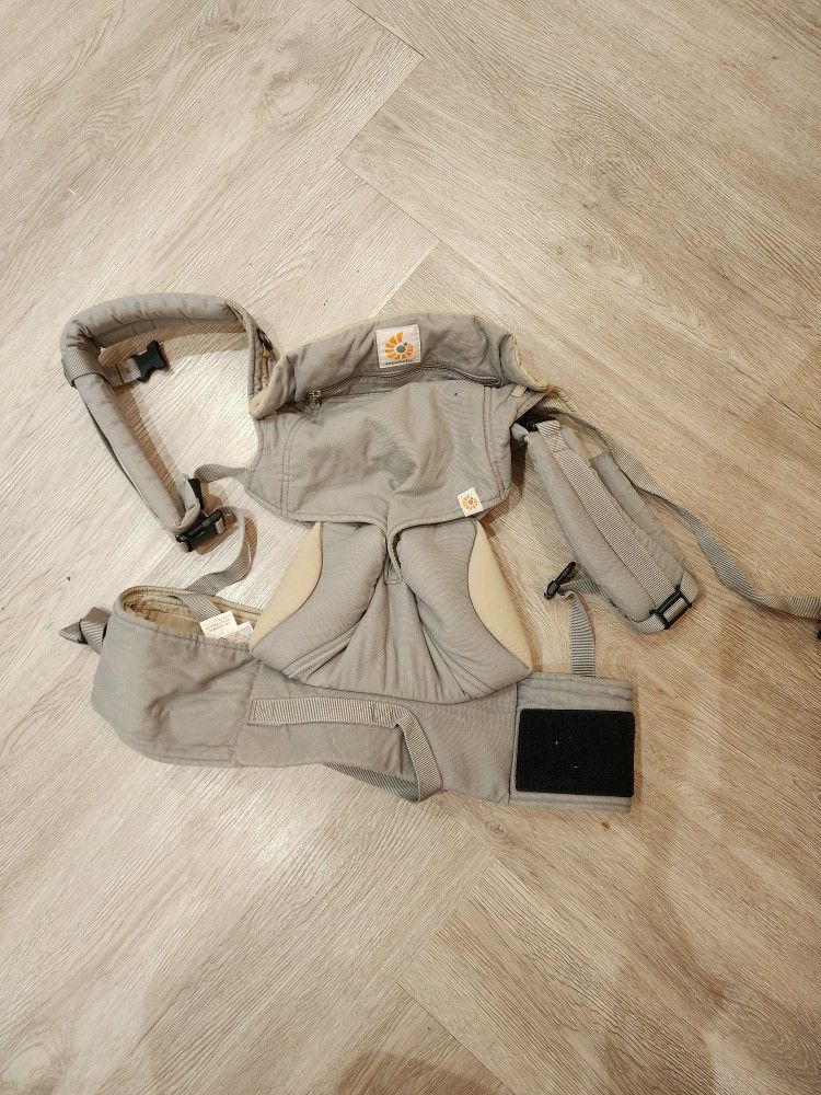 Ergobaby Baby Carrier