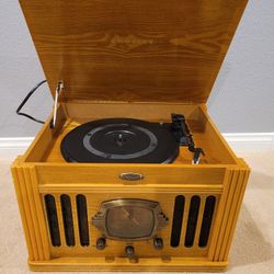 Crosley CR-67 Record Player w/ AM/FM Radio And Cassette Player