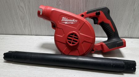 Milwaukee 0884-20 M18 18V Lithium-ion Cordless Compact Blower (Tool-only)(A1G013746)