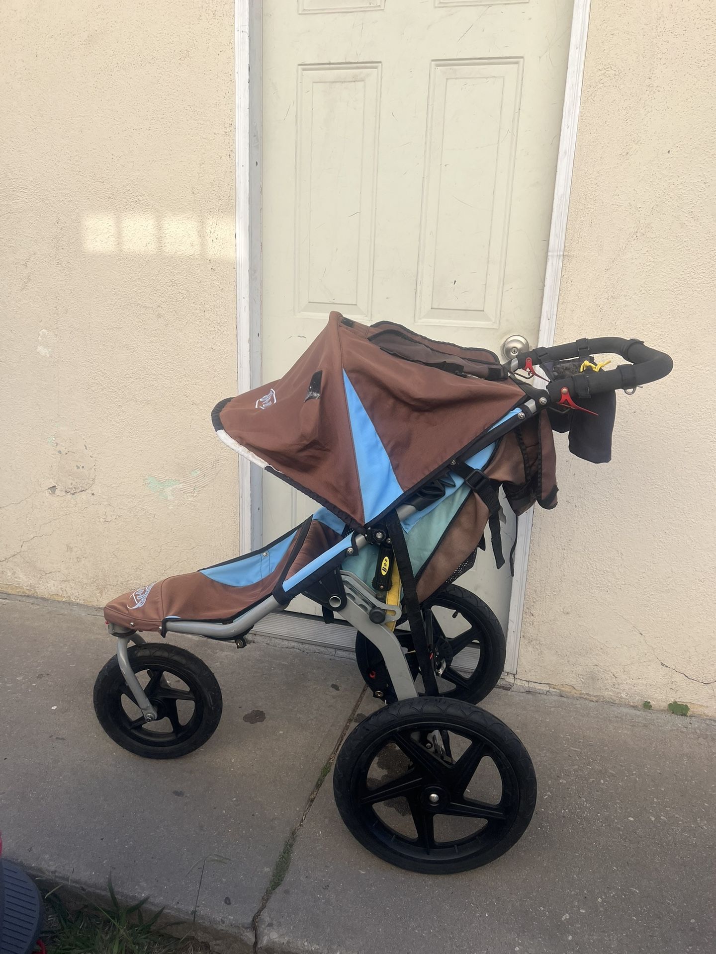 B.O.B REVOLUTION STROLLER