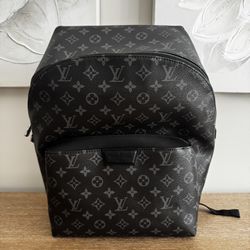 ✨ Designer  Bag — Timeless & Iconic ✨