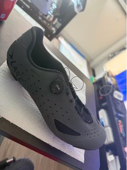 matte grey Lake Cycling CX177 road cycling shoes featuring a BOA