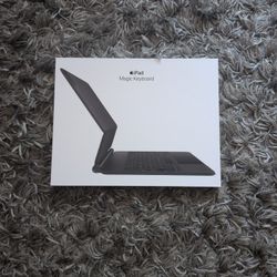 Apple Magic Keyboard for iPad Pro 11” / iPad Air – Mint Condition
