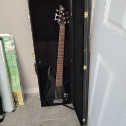 6 String Rouge Bass Guitar With Case 
