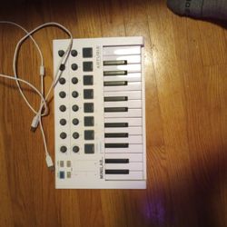 Arturia Minilab MK11