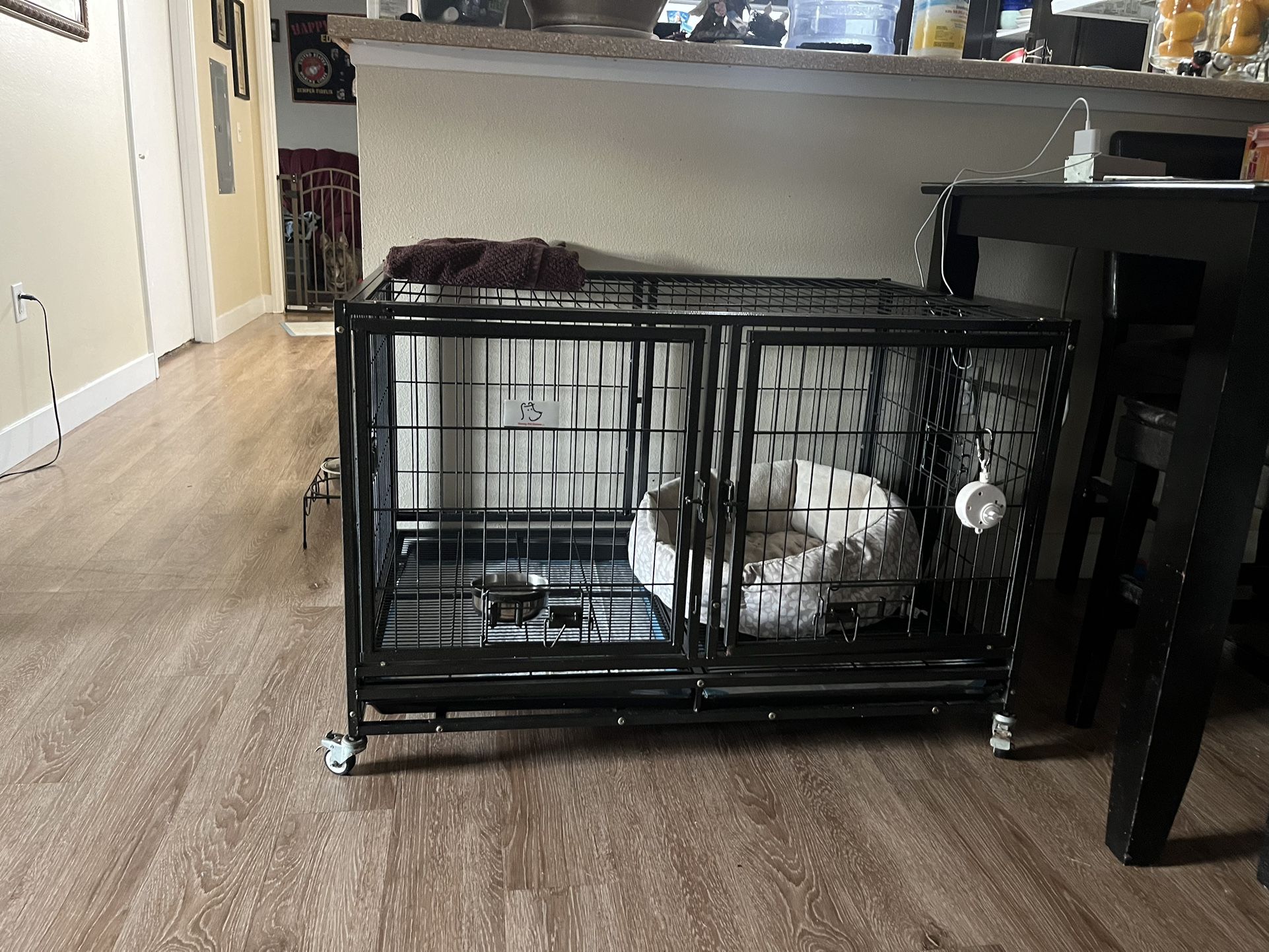 Doble Kennel Cage Used Normal