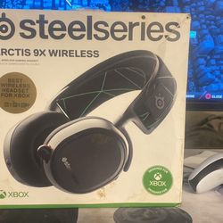 Steelseries arctis 9x wireless Bluetooth head set