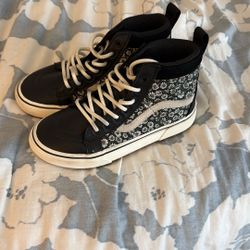 Vans Sk8 Hi MTE 2 Black Florals Kids US 3.0. 