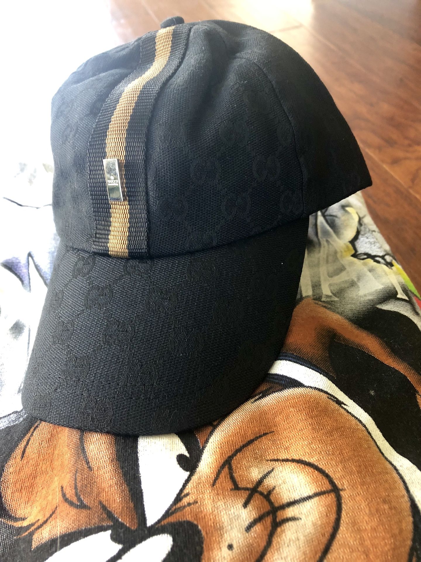 Bootleg Gucci hat