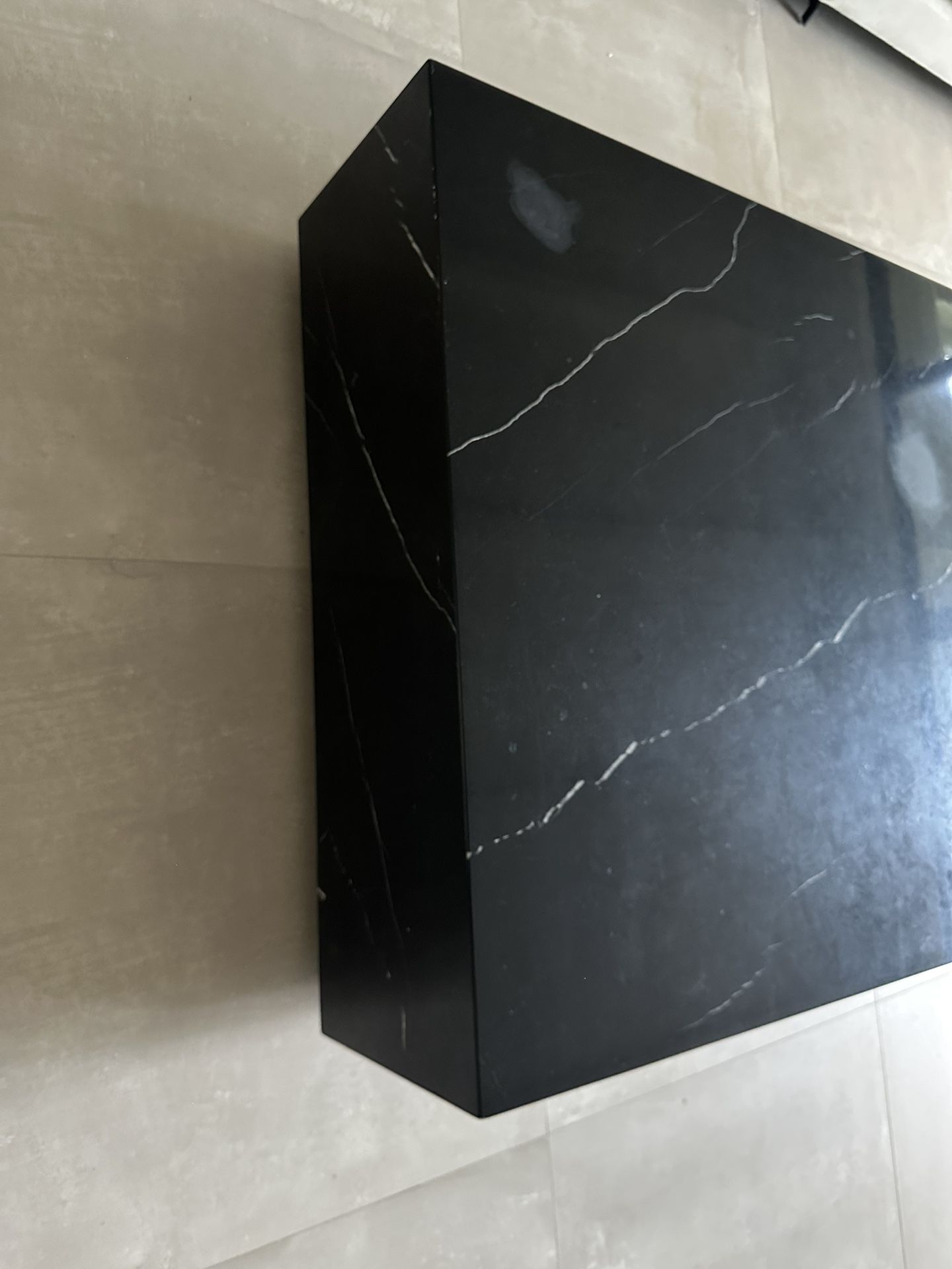 Rove concept Lisa grande Coffee Table - Must go