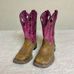 Shyanne Women’s Cowboy Boots Square Toe  Size 5 