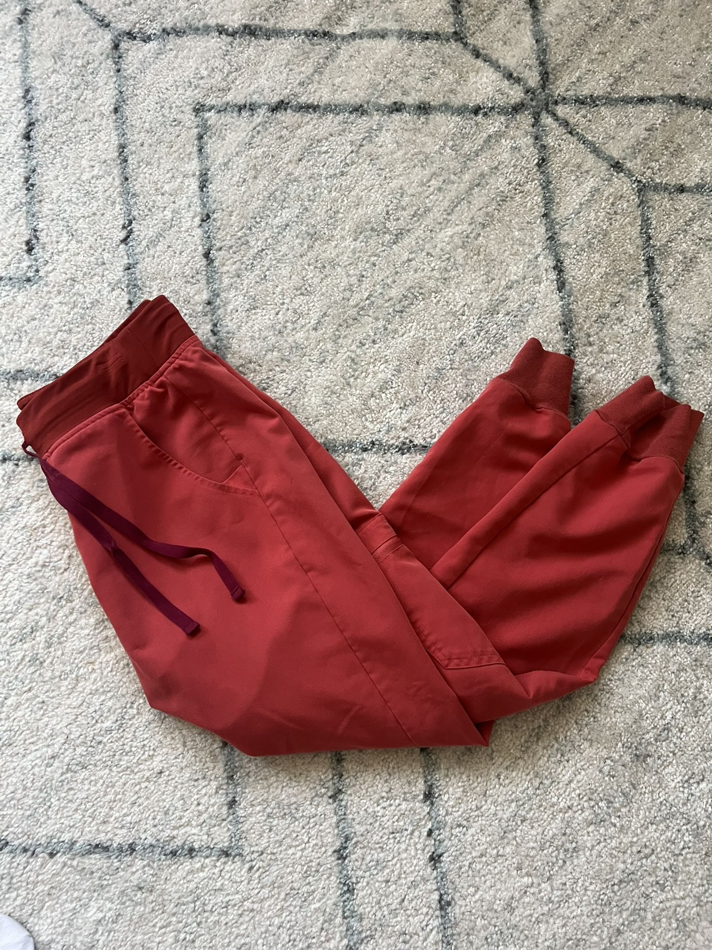 FIGS Women’s Clay Scrub Pants Zamora Joggers Size S/P PO1646