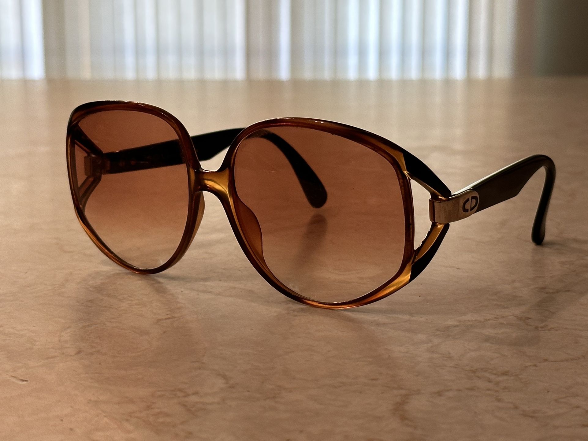 Vintage Oversized Christian Dior Gold CD Logo Brown Sunglasses 2320 Austria