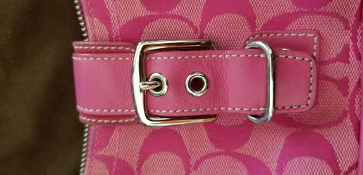 small hot pink coach purse