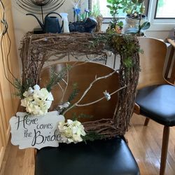 Nature Theme Here Comes The Bride Wreath 