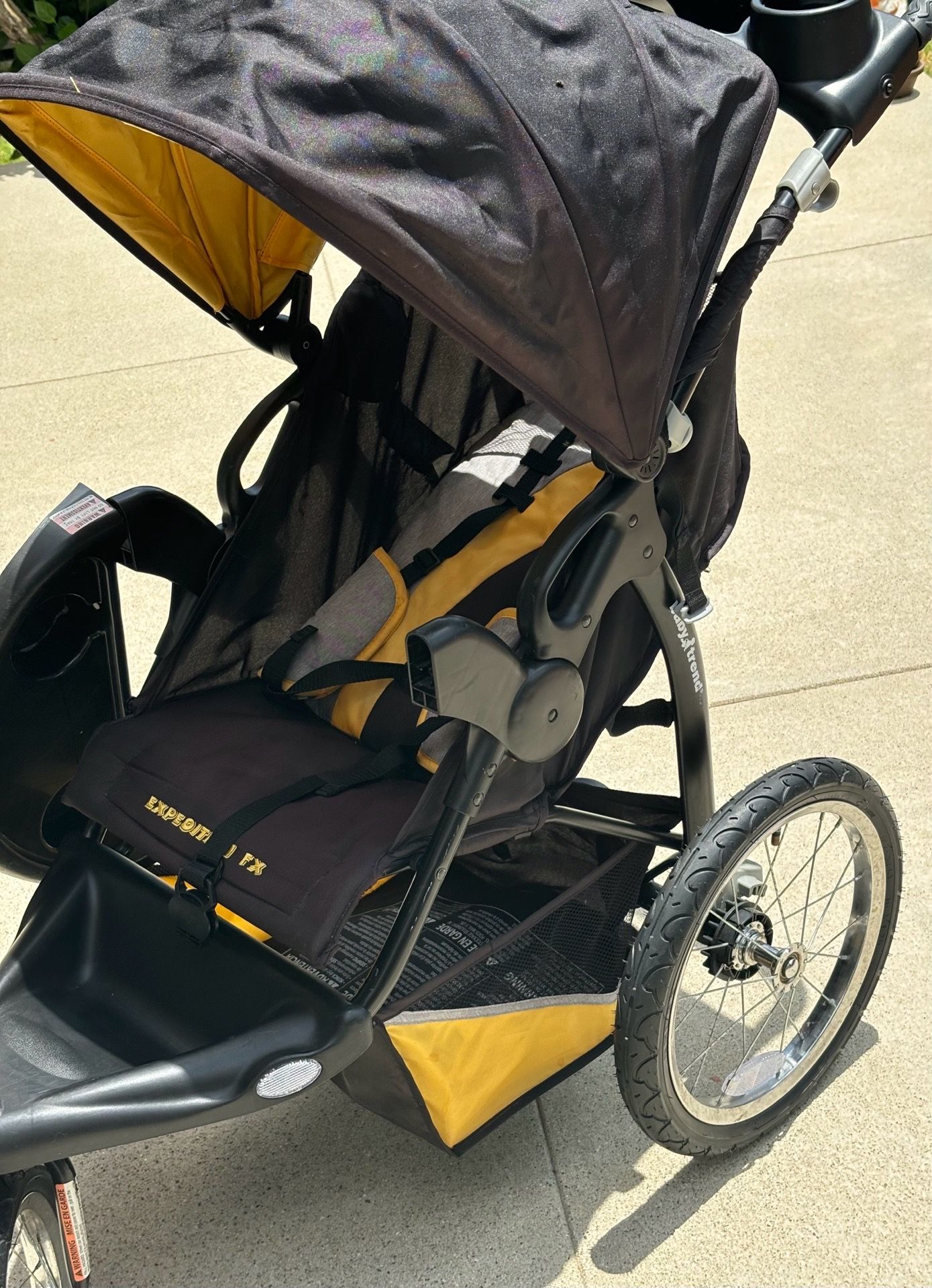 Jogger stroller