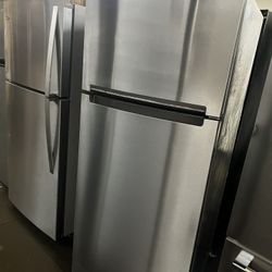 WHIRLPOOL TOP FREEZER REFRIGERATOR APARTMENT SIZE 