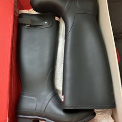 Hunter Women’s Original Tall Rain Boot