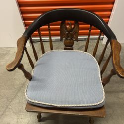 Antique Chair 🪑 