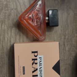 Prada perfume 