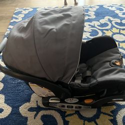 Chicco Keyfit 30 car seat