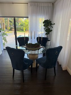 Dining room set